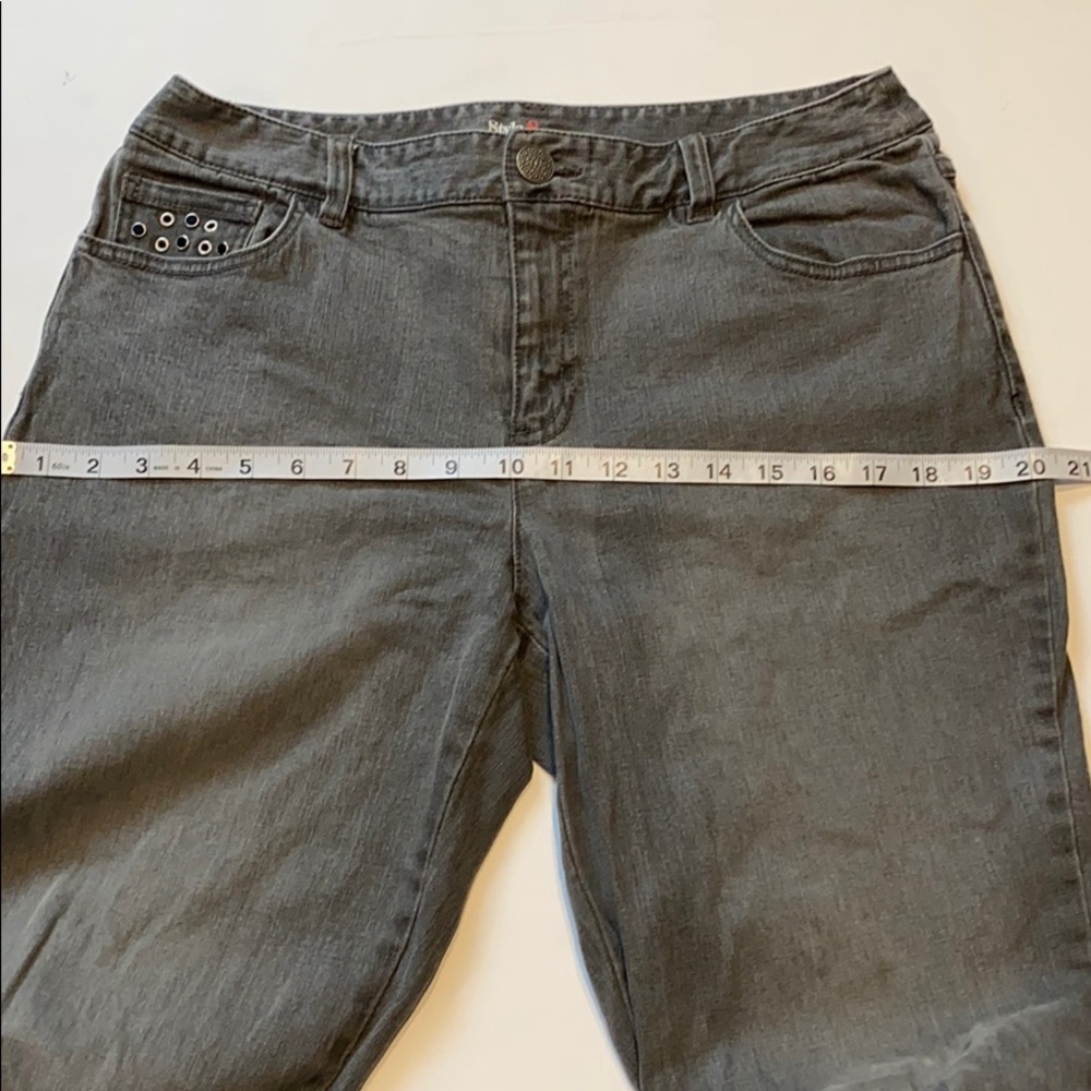 Style & Co SZ 10 Faded Black/Grey Denim Jeans D3 - Picture 13 of 14
